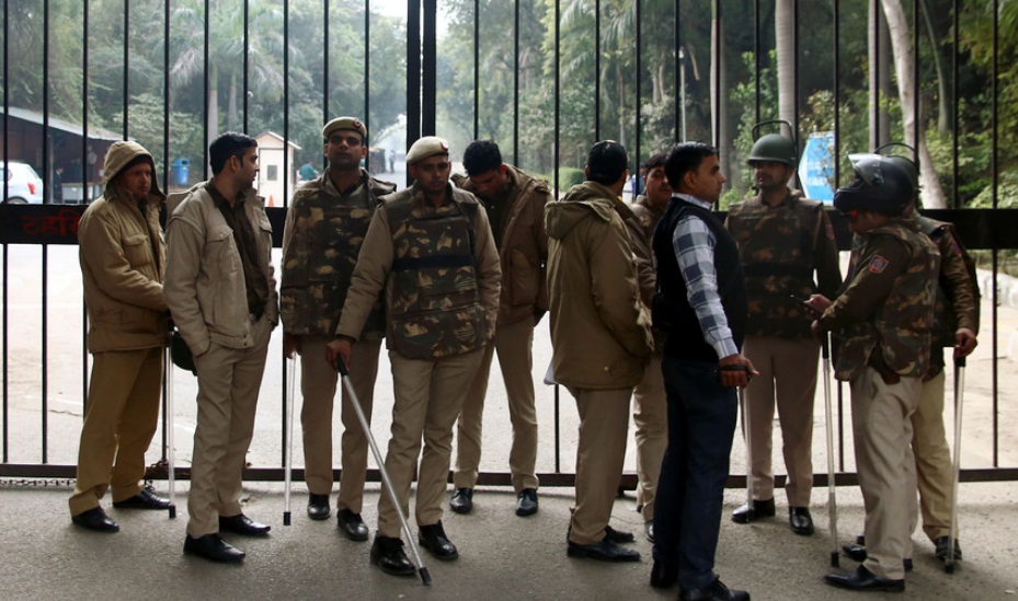 हैदराबाद यूनिवर्सिटी छात्रसंघ ने दिल्ली पुलिस की निंदा की