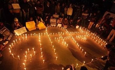 निर्भया मामला : कोर्ट ने दोषियों की याचिका पर आदेश सुरक्षित रखा