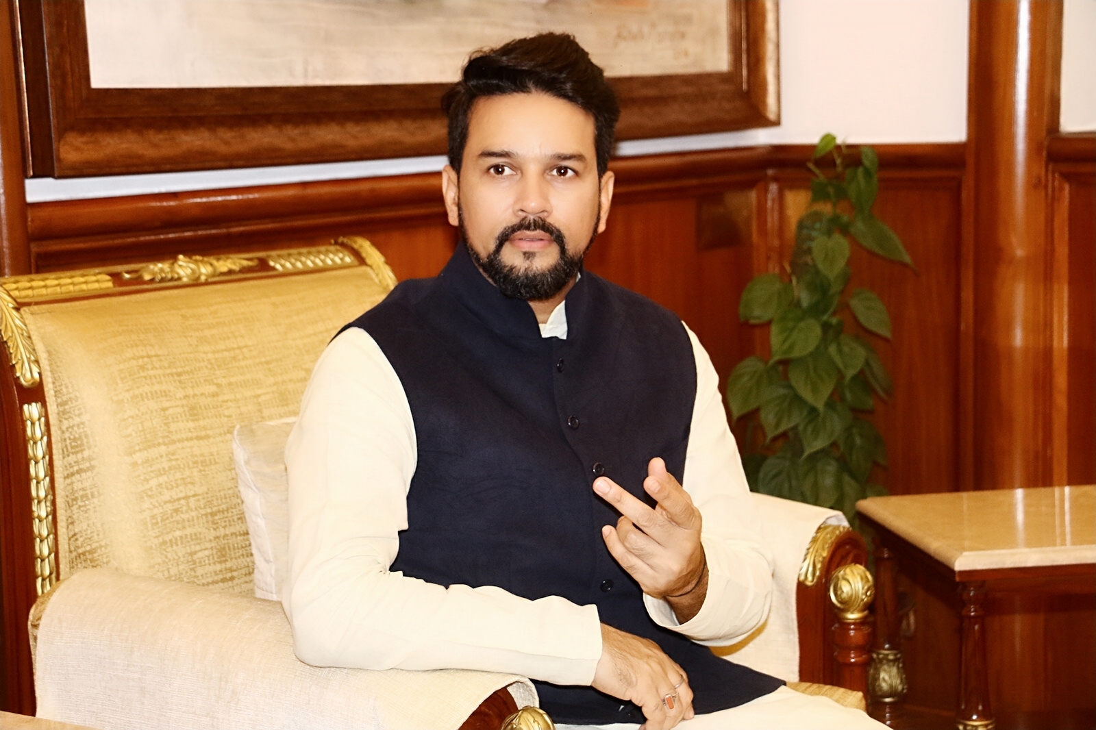 दुनिया भर की कंपनियां भारत में कर सकेंगी निवेश, सरकार ने बनाई बड़ी योजना : अनुराग ठाकुर