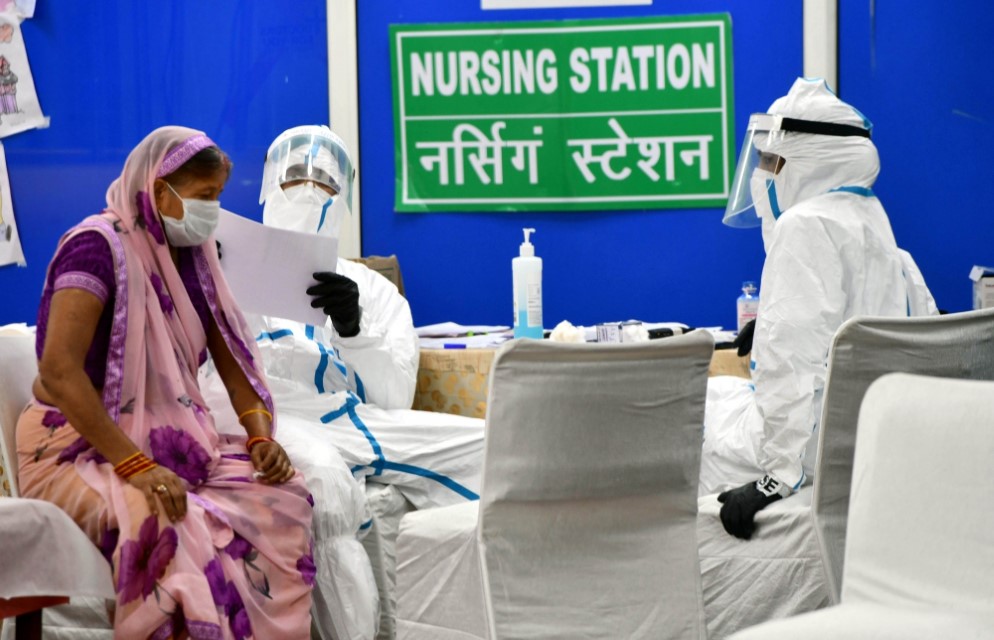 दिल्ली : 24 घंटों में 1000 कोरोना मामले, पहले के मुकाबले आरटी पीसीआर टेस्ट आधे