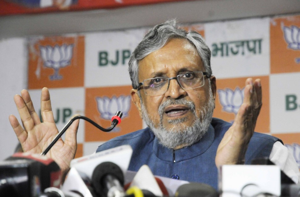 कांग्रेस संपोषित बालीवुड माफिया के दबाव में हैं उद्घव ठाकरे : सुशील मोदी