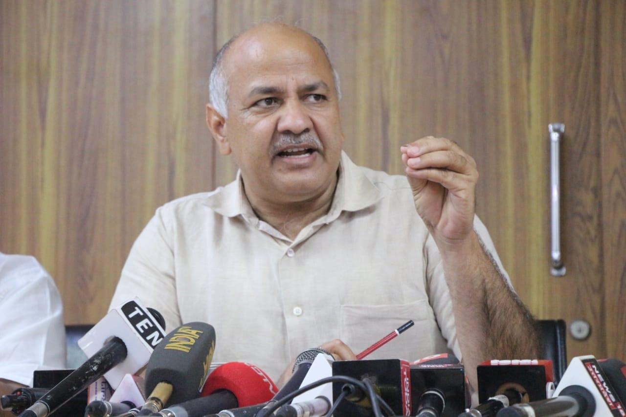 कॉलेजों को दिए 243 करोड़ रुपये, टीचर्स को फिर भी नहीं मिला वेतन : दिल्ली सरकार