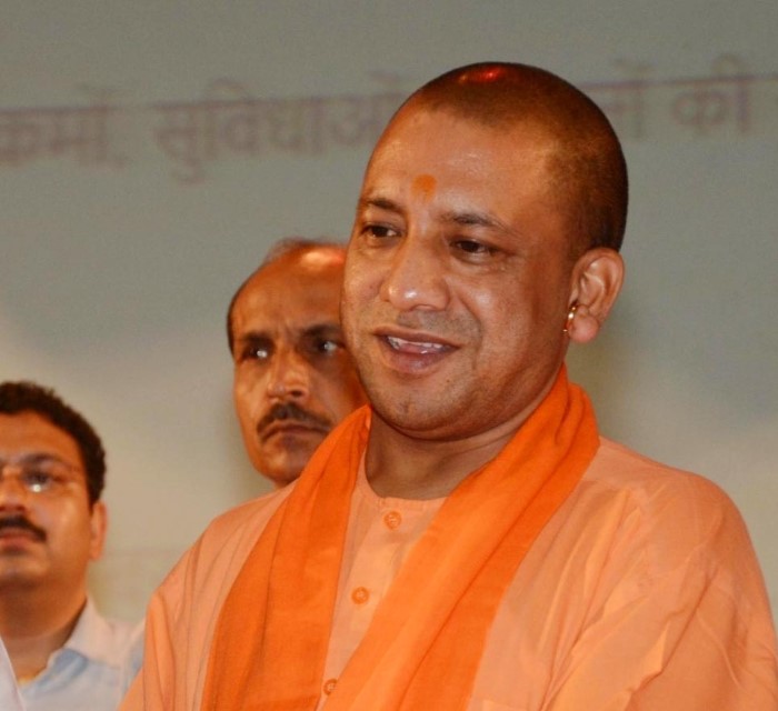 खाद की कालाबाजारी करने वालों पर एनएसए लगे : योगी