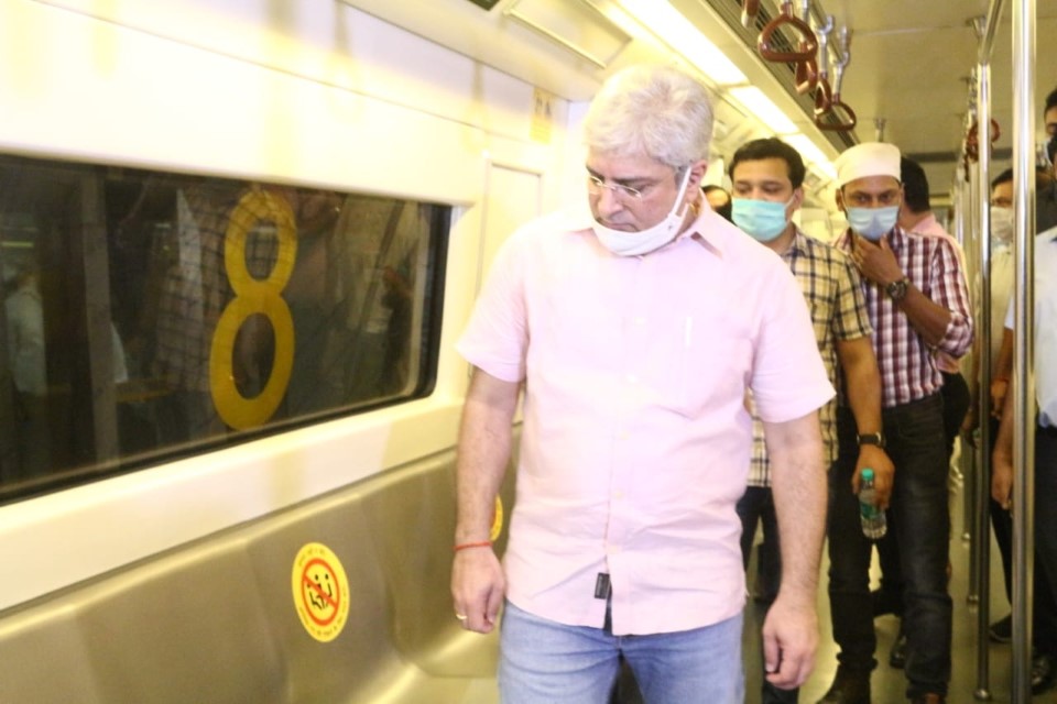 दिल्ली : गहलोत ने मेट्रो परिचालन की तैयारियों का जायजा लिया