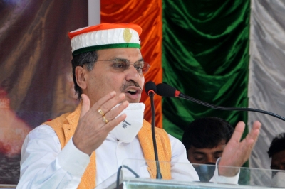 कांग्रेस बजट सत्र की अवधि घटाने का विरोध करेगी