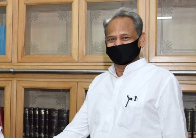 राजस्थान में बढ़ती तनातनी पर कांग्रेस आलाकमान चुप क्यों?