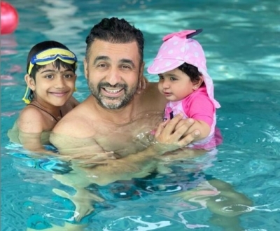 शिल्पा शेट्टी ने फादर्स डे पर पति राज कुंद्रा से कहा, आप हमारी दुनिया हैं