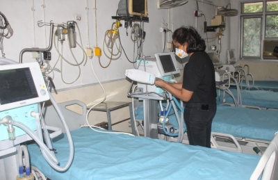 3 साल वेंटिलेटर पर बिताने वाले 4 साल के रूसी लड़के को मिला नया फेफड़ा