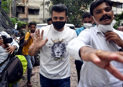 क्राइम ब्रांच ने की शिल्पा से पूछताछ, कुंद्रा को वापस जेल भेजा गया