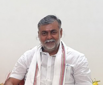 पेगासस की संभावित ‘टारगेट लिस्ट’ में मंत्री वैष्णव, प्रहलाद पटेल, ईरानी के पूर्व ओएसडी