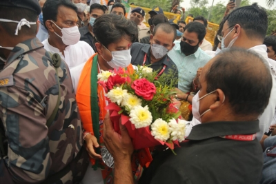 कांग्रेस है महिला और कमजोर वर्ग की विरोधी : सिंधिया