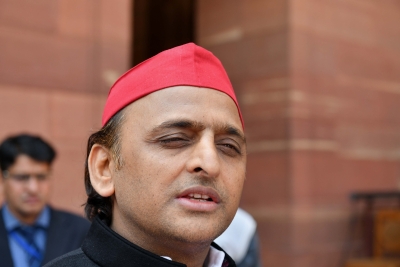 निर्वाचन आयोग की वेबसाइट में सेंधमारी बेहद गंभीर मसला : अखिलेश