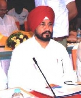 चन्नी पंजाब के पहले दलित मुख्यमंत्री चुने गए, सोमवार को लेंगे शपथ