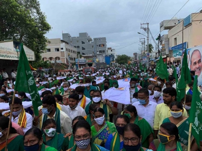 भारत बंद को आंध्र में सत्तारूढ़ पार्टी की किसान शाखा का समर्थन