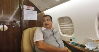 सार्वजनिक परिवहन और लॉजिस्टिक्स को 100 प्रतिशत ग्रीन एवं स्वच्छ ऊर्जा स्रोतों से चलाने को लेकर प्रतिबद्ध है सरकार – नितिन गडकरी