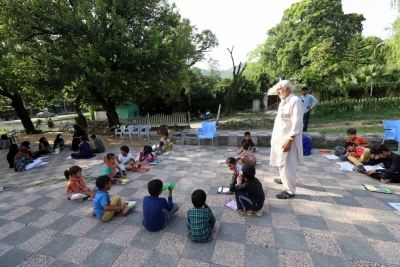 पाकिस्तान की शिक्षा नीति से सामाजिक खाई, आस्था आधारित ध्रुवीकरण बढ़ा