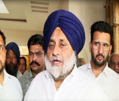 बादल ने ऐतिहासिक जीत पर किसानों को बधाई दी