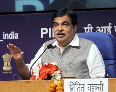 केंद्रीय मंत्री नितिन गडकरी हुए कोविड पॉजिटिव, खुद को किया आइसोलेट