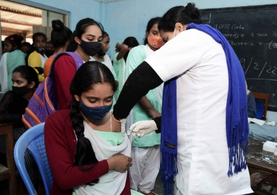 कर्नाटक कोरोना की दूसरी डोज का 100 प्रतिशत कवरेज के करीब पहुंचा