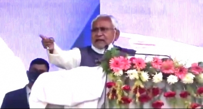 हिजाब विवाद पर बोले नीतीश, कहा, ‘यह कोई मुद्दा नहीं, स्कूलों में बच्चे लगभग एक जैसा ड्रेस पहनते हैं’