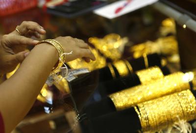 शेयर बाजार की उथलपुथल से सोने-चांदी की बढ़ेगी चमक