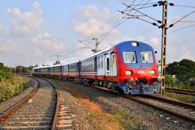 कोंकण रेलवे ने सीनियर और जूनियर टेक्निकल असिस्टेंट की भर्ती निकाली