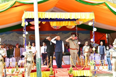 चुनावों पर नजरें गड़ाए हिमाचल के मुख्यमंत्री ने की 125 यूनिट मुफ्त बिजली की घोषणा