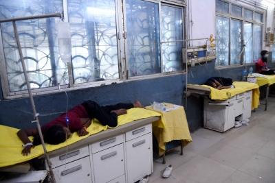 जम्मू-कश्मीर के बडगाम में फूड प्वाइजनिंग के कारण 39 लोग अस्पताल में भर्ती