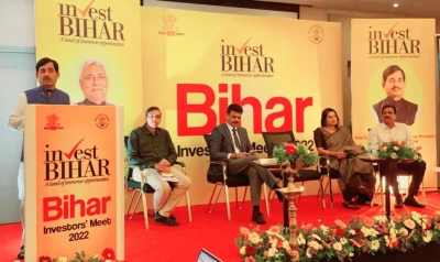 बिहार में लगाएं उद्योग, सफल बनाना हमारी जिम्मेदारी – शाहनवाज हुसैन