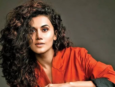लंदन के लॉर्डस में महिला क्रिकेटरों की तस्वीरें नहीं मिलने से तापसी पन्नू हुई निराश