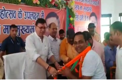 उत्तराखंड कांग्रेस के प्रदेश सचिव समेत सैकड़ों कार्यकर्ता बीजेपी में हुए शामिल