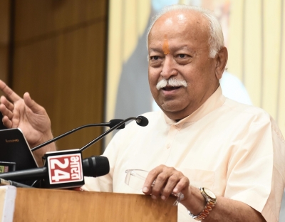 मेघालय में प्रार्थना के लिए स्वदेशी आदिवासी धर्म ‘सेंग खासी’ में शामिल हुए भागवत
