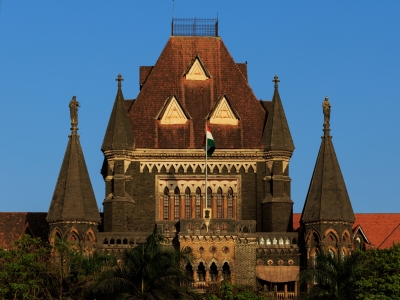 पति को ‘व्यभिचारी’, ‘शराबी’ कहकर बदनाम करना ‘क्रूरता’ का सबूत : बॉम्बे हाईकोर्ट