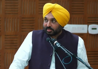 पंजाब के मुख्यमंत्री ने संगरूर मेडिकल कॉलेज का काम रुकवाने पर बादल की निंदा की