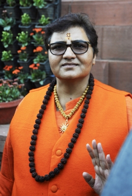 पूर्व नौकरशाहों ने प्रज्ञा ठाकुर के कथित भड़काऊ भाषण को लेकर कार्रवाई की मांग की