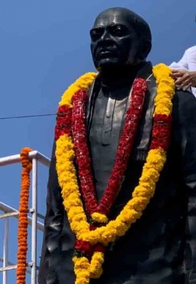 कांग्रेस ने नरसिम्हा राव का जीवन में और मृत्यु के बाद भी अपमान किया : केटीआर