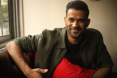 ‘दूसरे आर्ट फॉम की तुलना में फिल्मों, वेब सीरीज की पहुंच अधिक क्यों है’