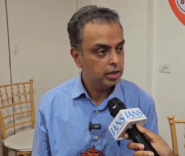 महाराष्ट्र की जनता महायुति को देगी समर्थन, विकास के आधार पर बनेगी सरकार : मिलिंद देवड़ा