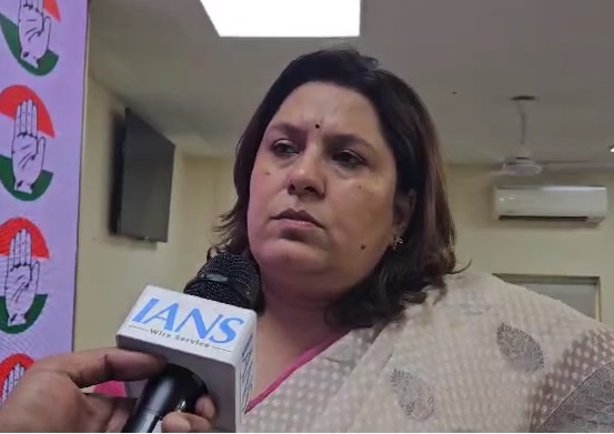 राहुल गांधी का संभल जाना संवैधानिक अधिकार, क्या छुपाने की कोशिश कर रही सरकार : सुप्रिया श्रीनेत