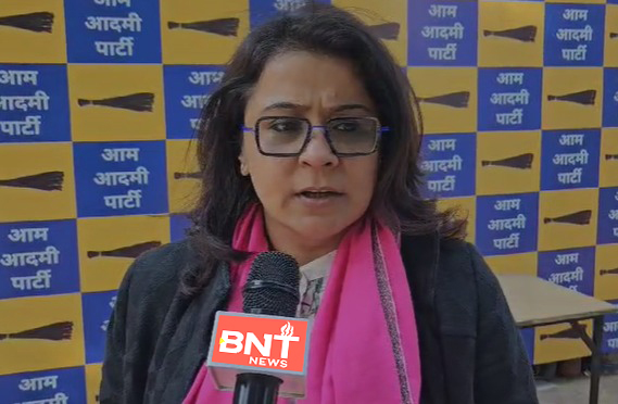 दिल्ली में कानून-व्यवस्था खराब, अरविंद केजरीवाल को समय दें अमित शाह : प्रियंका कक्कड़