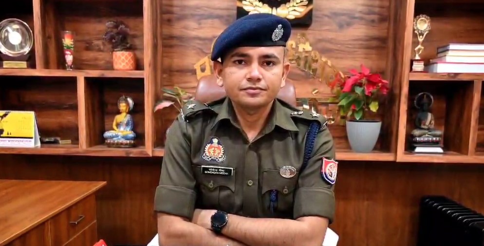 महाकुंभ 2025 : सुरक्षा व्यवस्था को लेकर महराजगंज-नेपाल सीमा पर पुलिस एसएसबी सतर्क