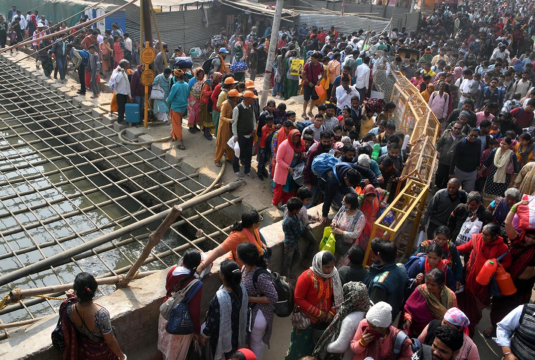 त्रिवेणी के अमृत जल से स्नान कर पुण्य के भागीदार बने उत्तर प्रदेश की जेलों में बंद कैदी