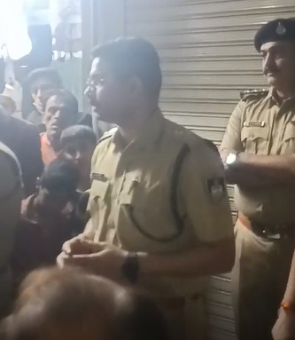 इंदौर पुलिस की पहल: विवाद का कारण नहीं बने त्योहार, बस्तियों में जाकर अधिकारी कर रहे अपील