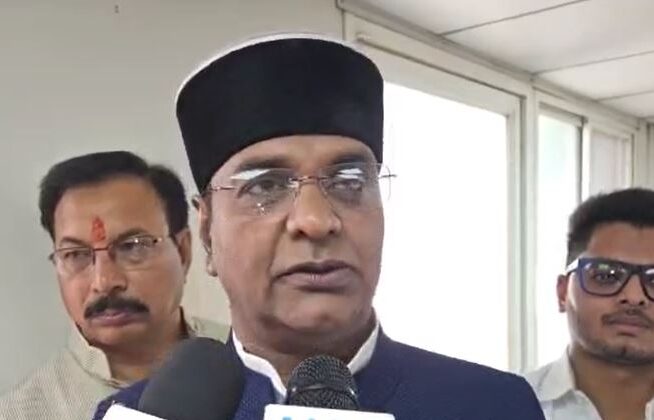 दिग्विजय सिंह को हिंदू त्योहारों से दिक्कत है तो पाकिस्तान चले जाएं : विश्वास सारंग