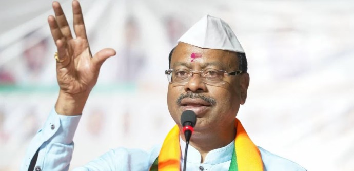 राहुल गांधी को जातिगत जनगणना पर सवाल उठाने का कोई हक नहीं : चंद्रशेखर बावनकुले
