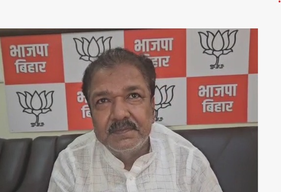 राहुल गांधी ने तोड़ा कानून, उन्हें जेल भेजा जाए : दिलीप जायसवाल