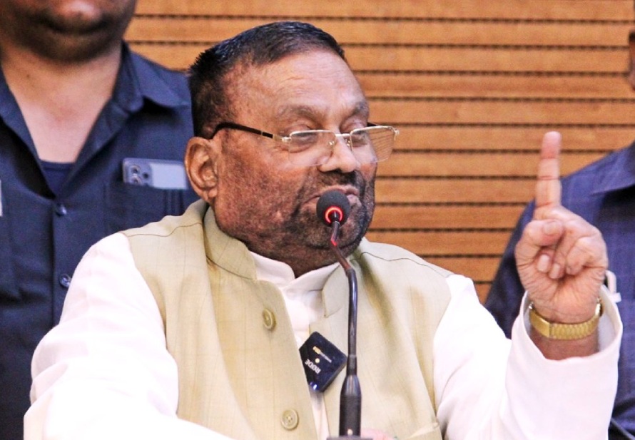 स्वामी प्रसाद मौर्य ने की रामगोपाल यादव की आलोचना, ऑपरेशन सिंदूर की सफलता पर भी सवाल उठाया