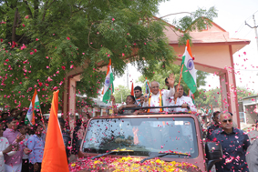 अहमदाबाद : भारतीय सेना के सम्मान में निकाली गई तिरंगा यात्रा, शामिल हुए मुख्यमंत्री भूपेंद्र पटेल