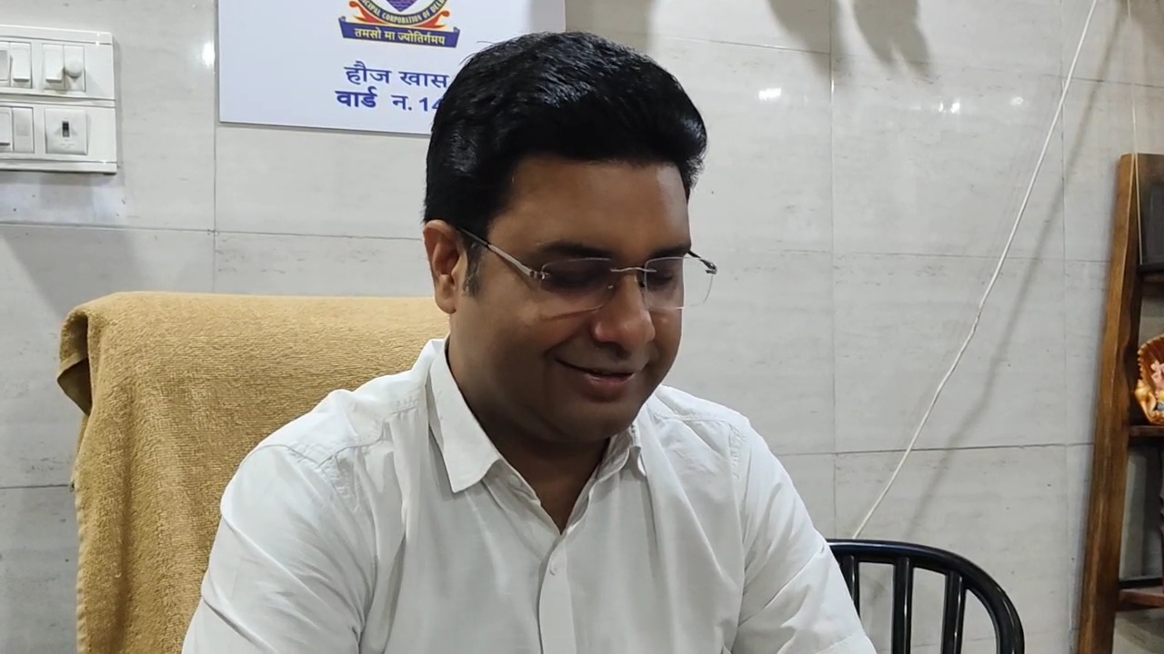 पार्षदों ने क्यों छोड़ी आम आदमी पार्टी? कमल भारद्वाज ने बताई वजह