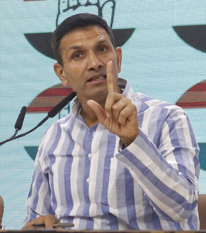 खंडवा गैंगरेप को लेकर कांग्रेस हमलावर, जीतू पटवारी की मांग, ‘पीएम मोदी आकर उस महिला से मिलें’